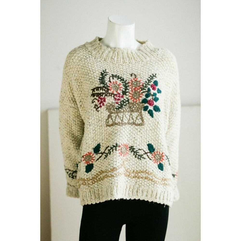 Vintage Hand Knit Express Chunky Knit Embroidered Floral Cottage Core Pullover